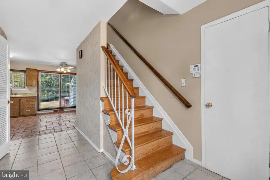9922 Hoyt Cir, Randallstown, MD 21133 - #2