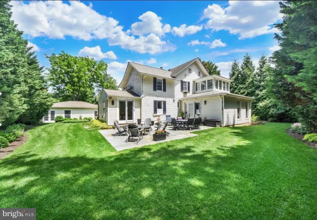 112 Hooks Ln, Baltimore, MD 21208 - #1