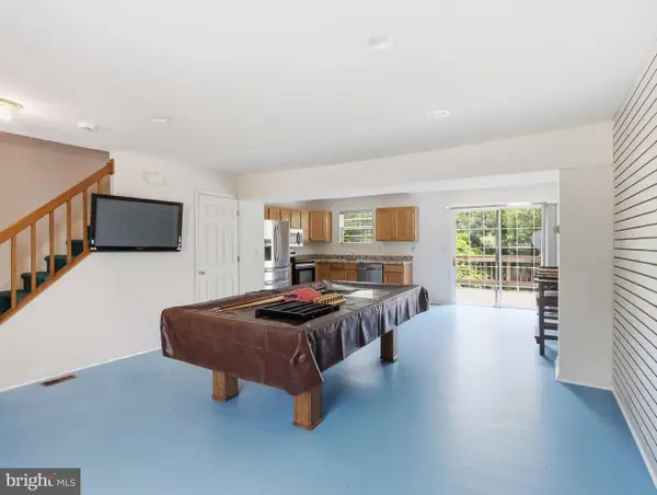 8812 Fox Cir, PERRY HALL, MD 21128