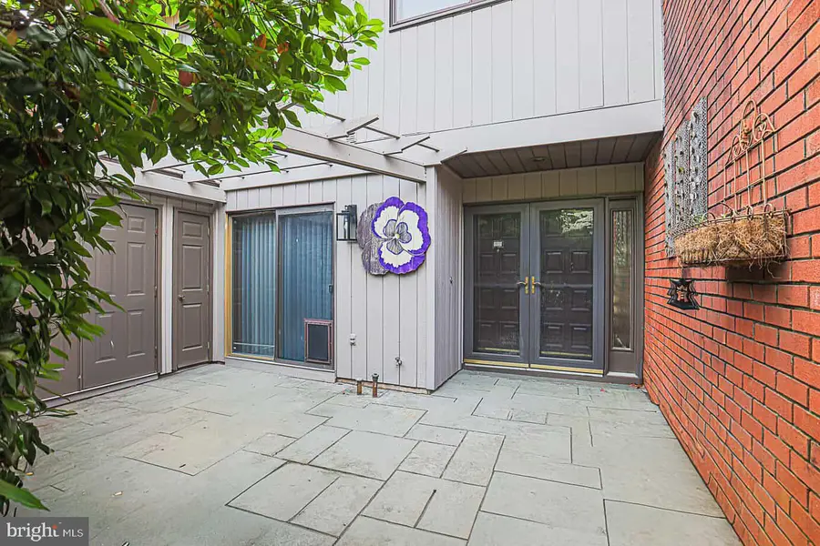 708 Old Crossing Dr, Baltimore, MD 21208 - #2