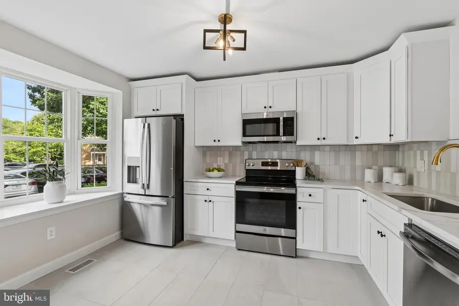 42 Hamlet Dr, Owings Mills, MD 21117 - #2