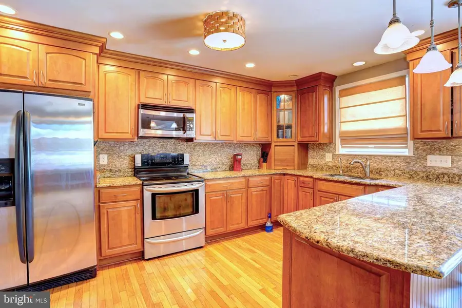 2220 Silver Lane Rd, Essex, MD 21221 - #2