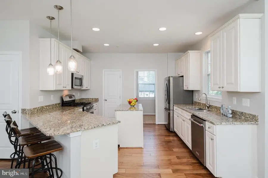 8402 Stansbury Lake Dr, Baltimore, MD 21222 - #2