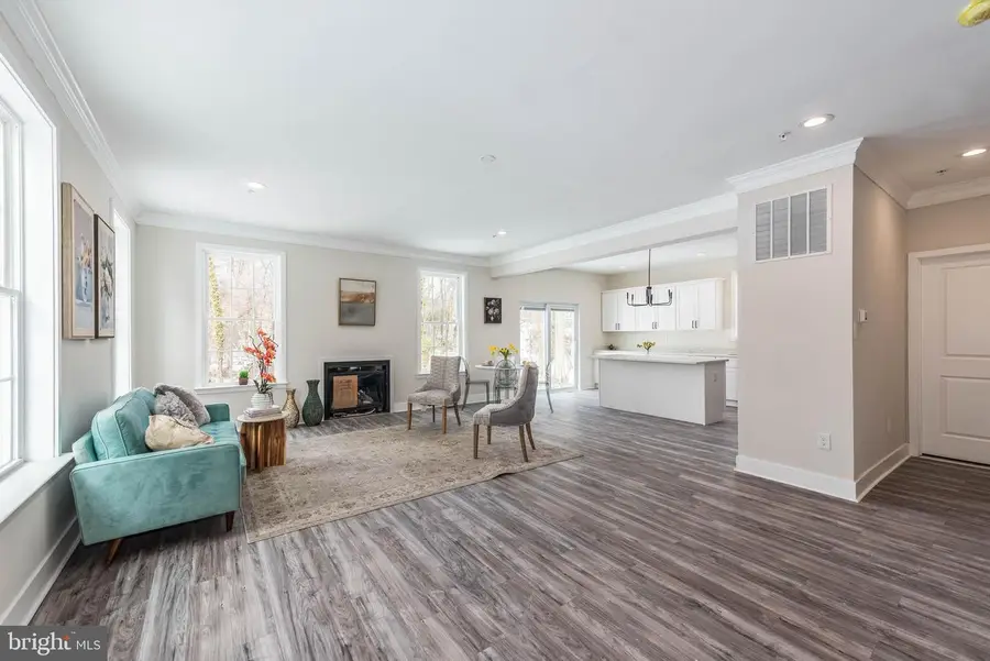 9626 Harford Rd, Parkville, MD 21234 - #2