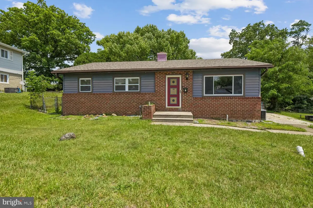 6822 Fox Meadow Rd, Baltimore, MD 21207 - #1