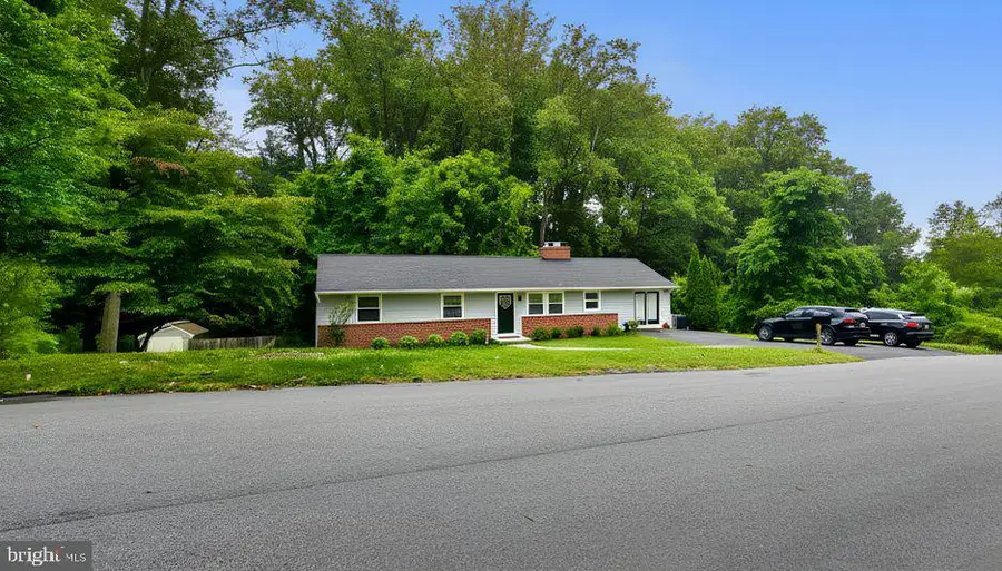 8808 Littlewood Rd, Parkville, MD 21234 - #2