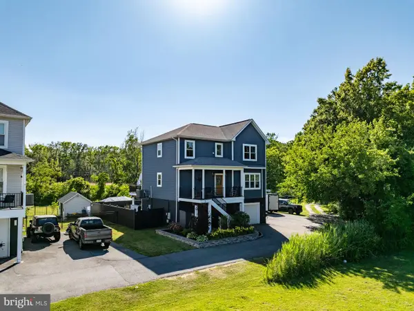 8728 Millers Island Rd, EDGEMERE, MD 21219