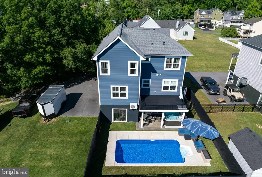8728 Millers Island Rd, Edgemere, MD 21219 - #2
