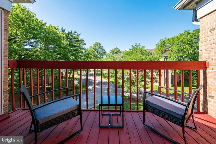 2 Banyan Wood Ct #304, Essex, MD 21221 - #2