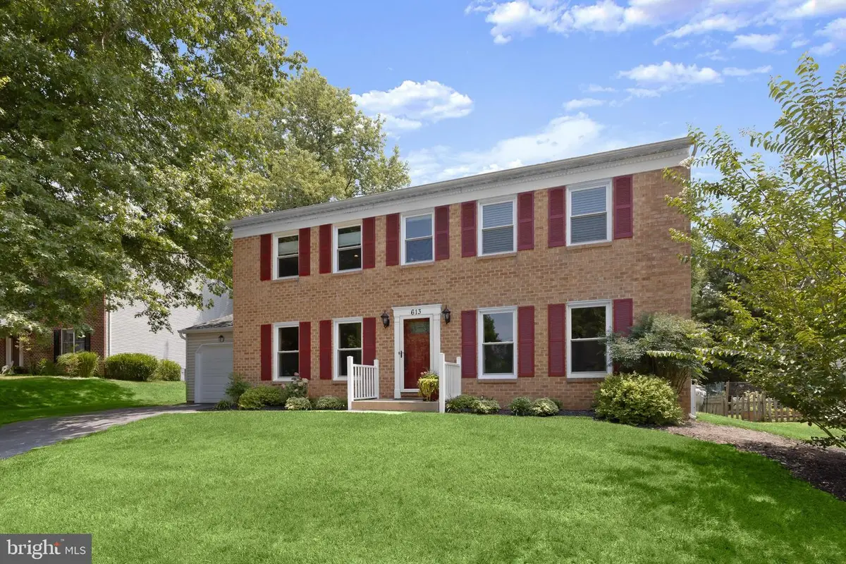 613 Saint Paul Ave, Reisterstown, MD 21136 - #1