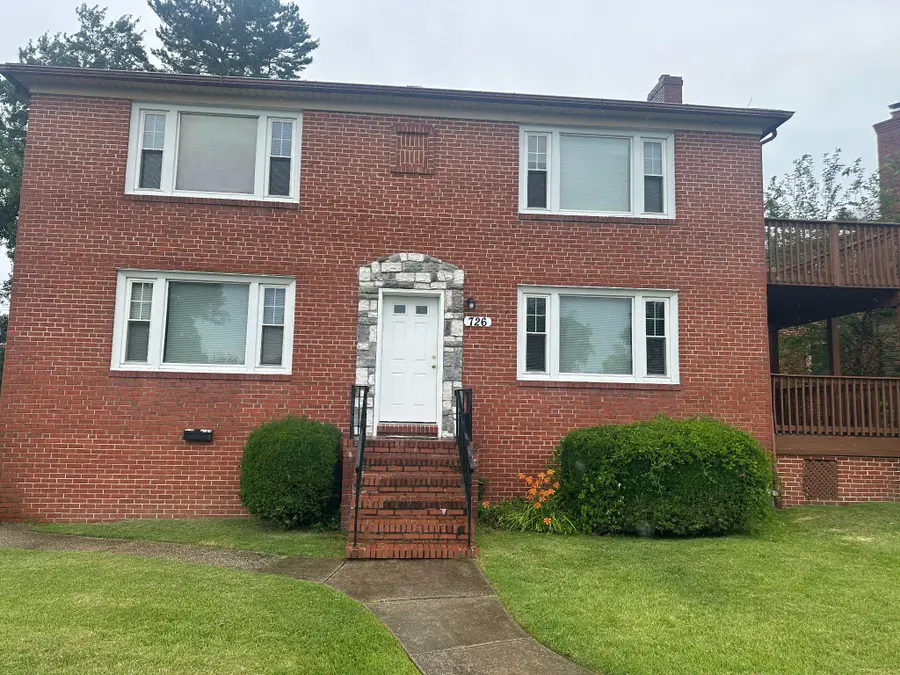 726 Martin Dr, Baltimore, MD 21229 - #2
