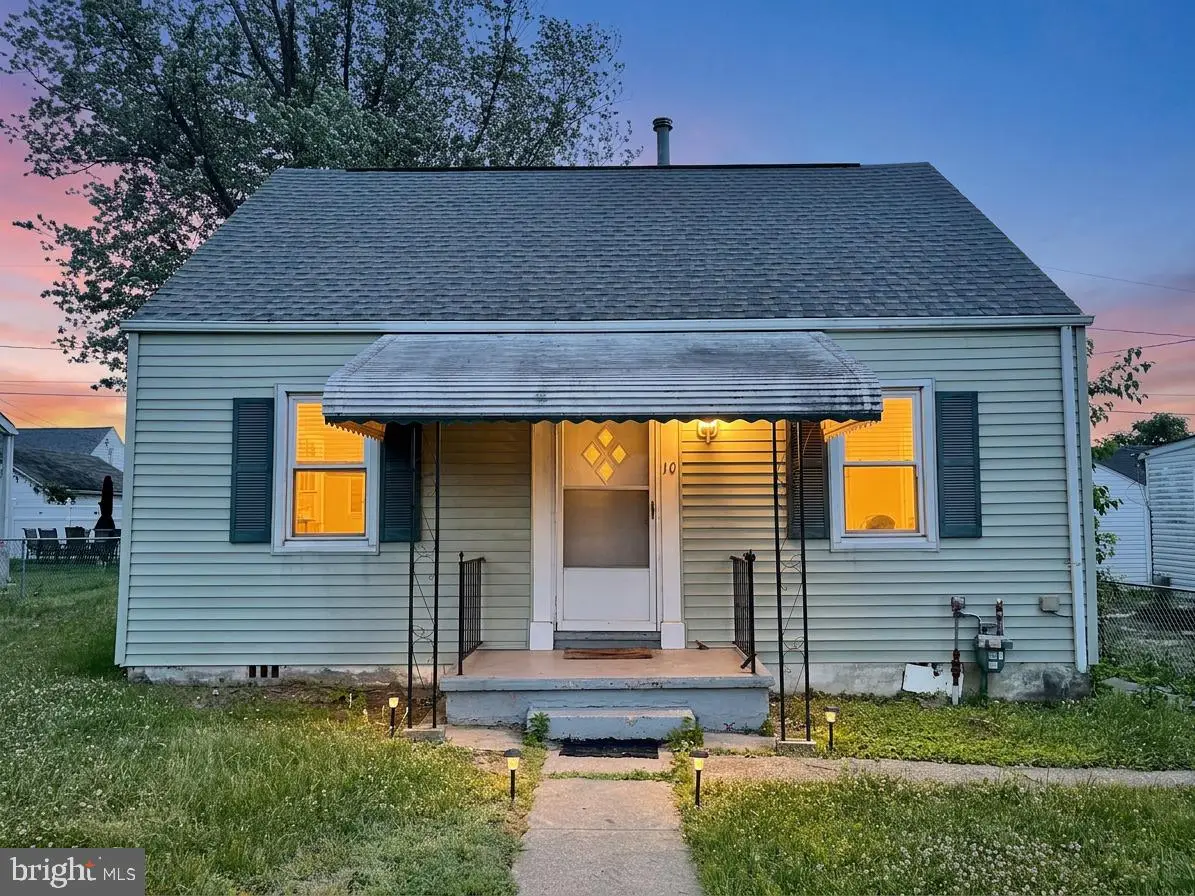 10 Avenal Rd, Baltimore, MD 21221 - #1
