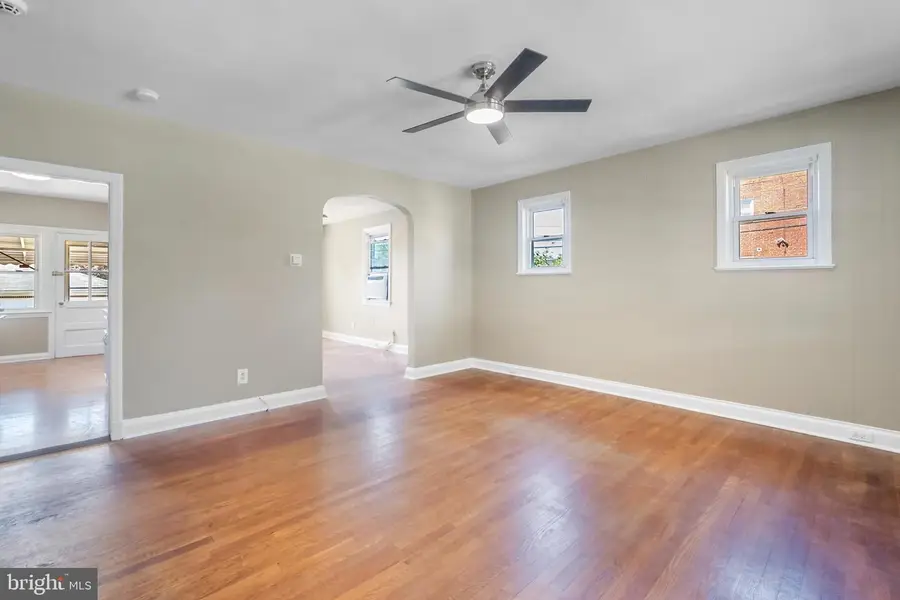 7001 Dunbar Rd, Dundalk, MD 21222 - #3