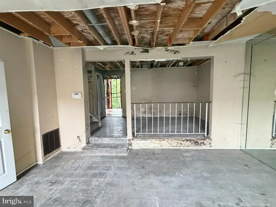 2039 Wintergreen Pl, Rosedale, MD 21237 - #3