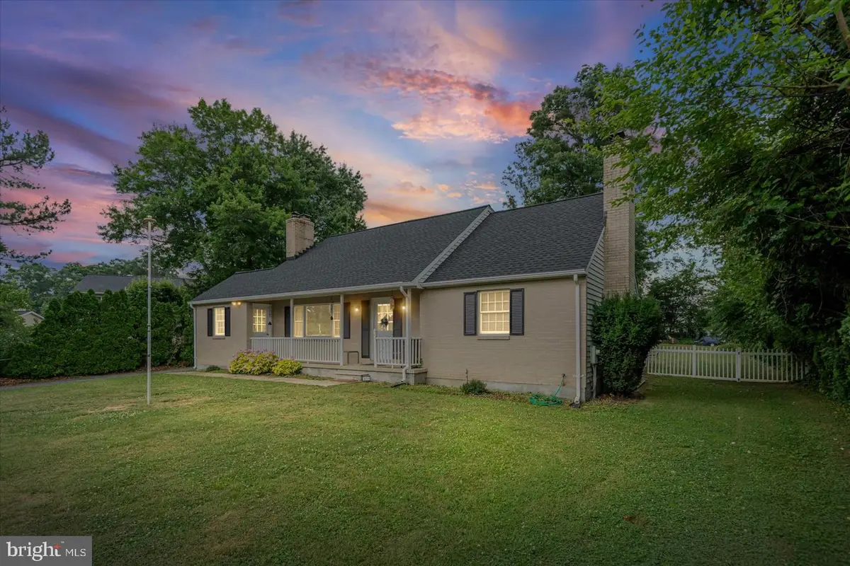 9711 Magledt Rd, Parkville, MD 21234 - #1