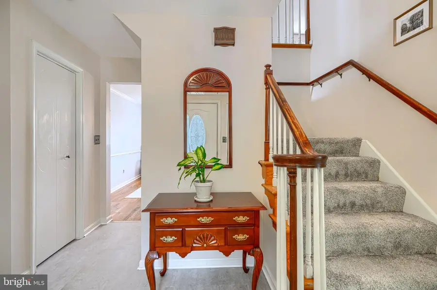 6 Fireoak Ct, Cockeysville, MD 21030 - #3