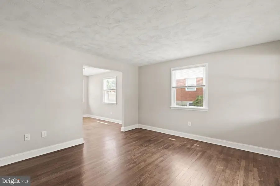 7 Bladen Rd, Essex, MD 21221 - #3