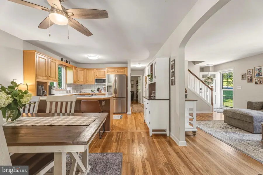 1102 Greenway Rd, Cockeysville, MD 21030 - #3