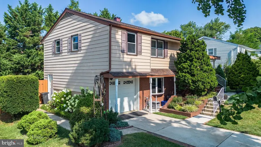 1320 Malbay Dr, Lutherville Timonium, MD 21093 - #2