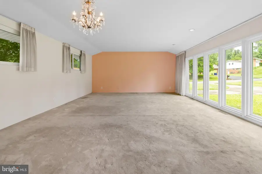 7905 Winterset Ave, Pikesville, MD 21208 - #3