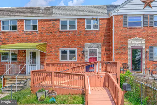 7892 Harold Rd, DUNDALK, MD 21222