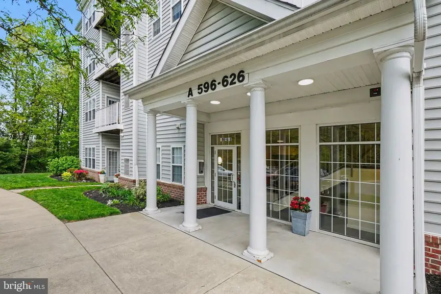 598 Hopkins Landing Dr #598, Essex, MD 21221 - #3
