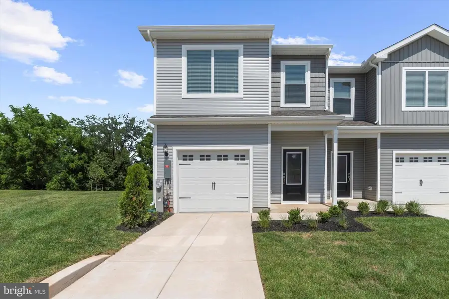 8101 Bartholomew Ct, Baltimore, MD 21206 - #2