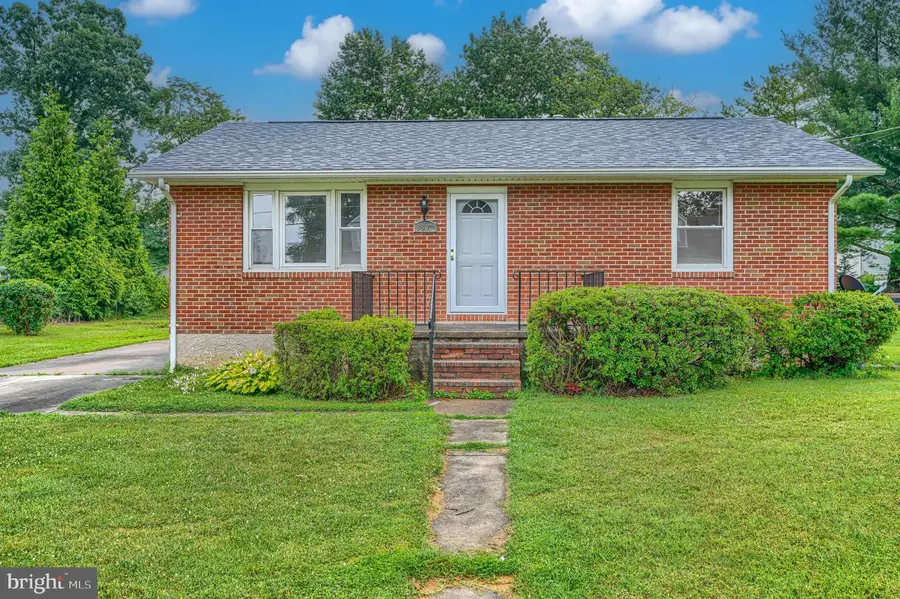 9607 Alda Dr, Baltimore, MD 21234 - #2
