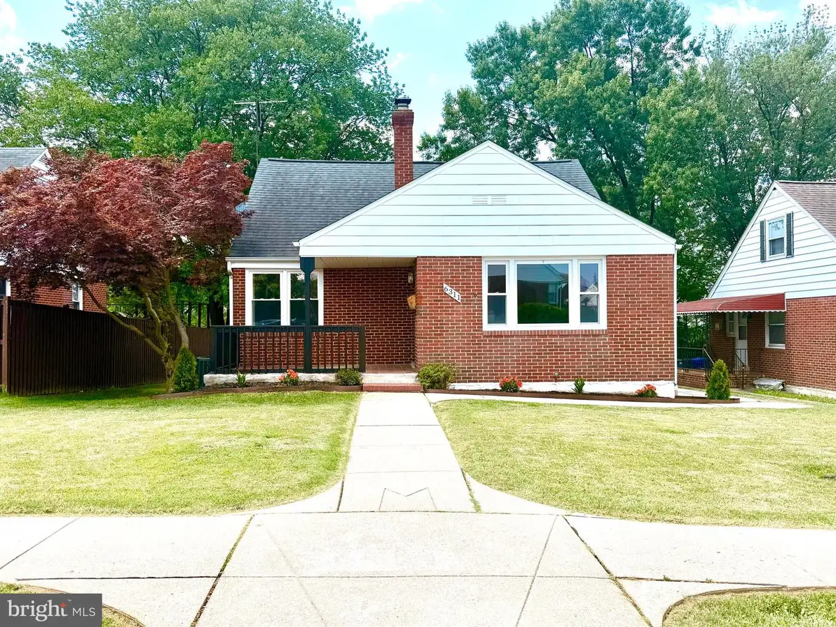 6311 Fieldvale Rd, Rosedale, MD 21237 - #1
