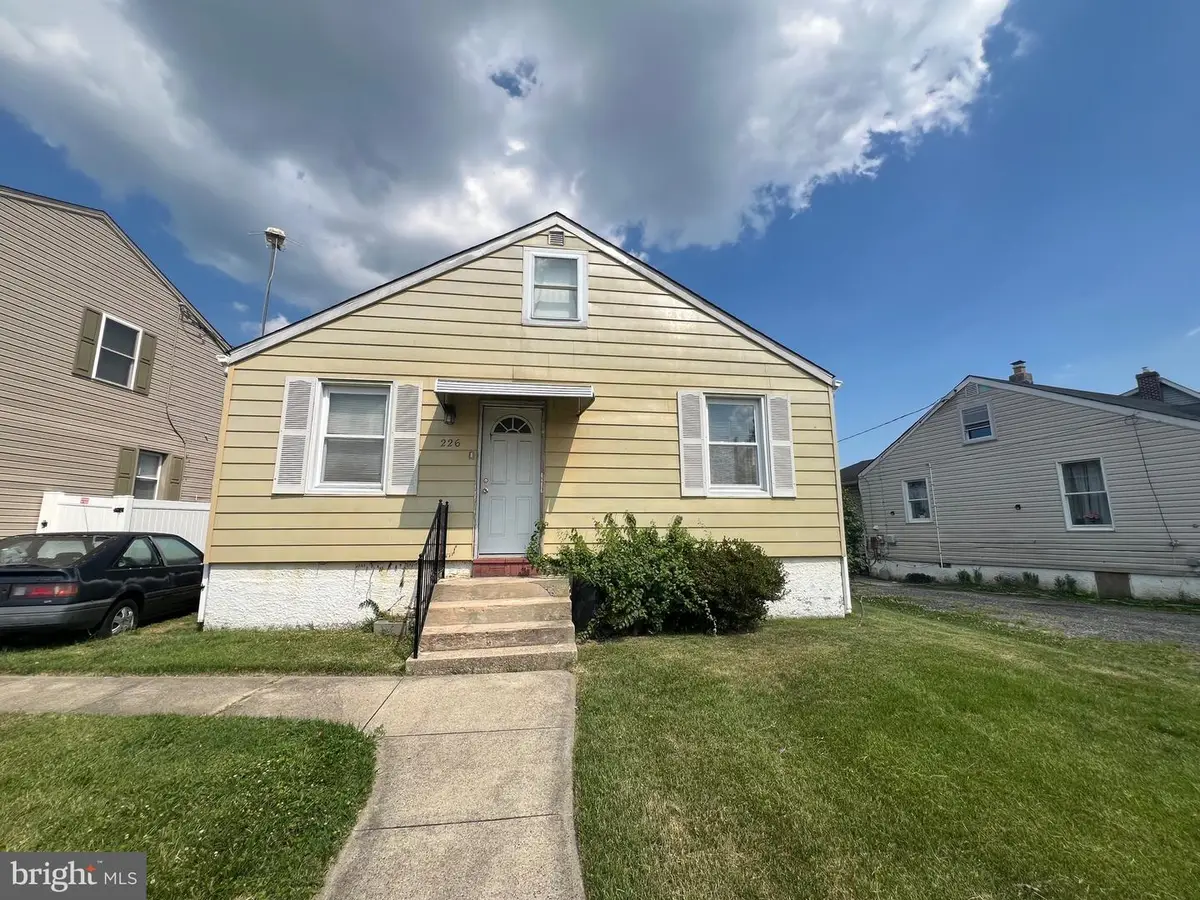 226 Ashwood Rd, Baltimore, MD 21222 - #1