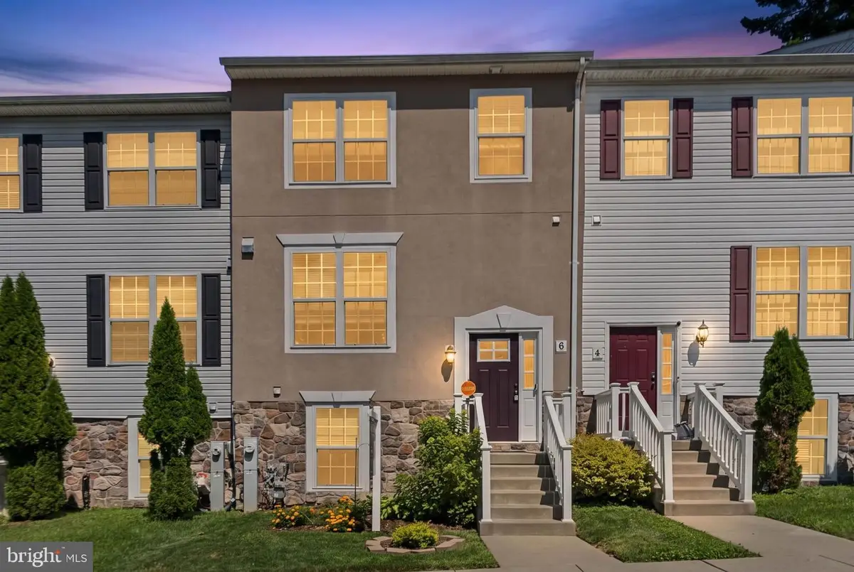 6 Kirkwyn Ct, Owings Mills, MD 21117 - #1
