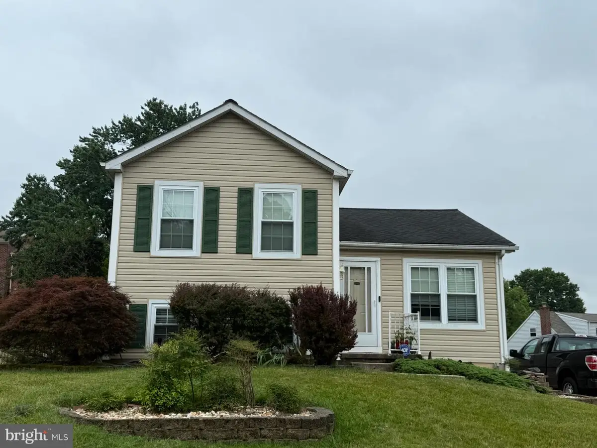 11 Silver Hill Ct, Perry Hall, MD 21128 - #1