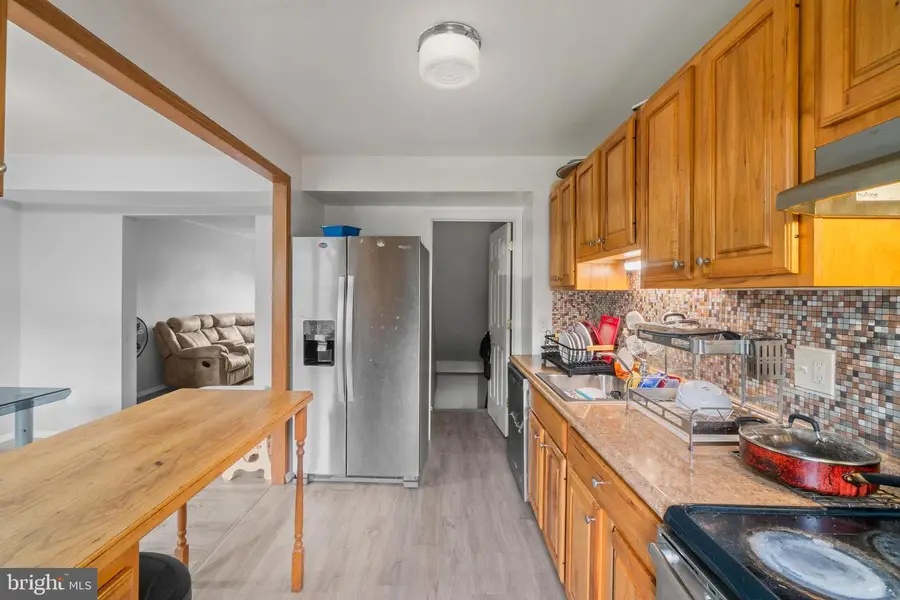 10 Mitnick Ct, Baltimore, MD 21236 - #2