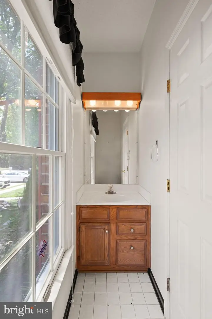 21 Willwood Ct, Baltimore, MD 21209 - #3