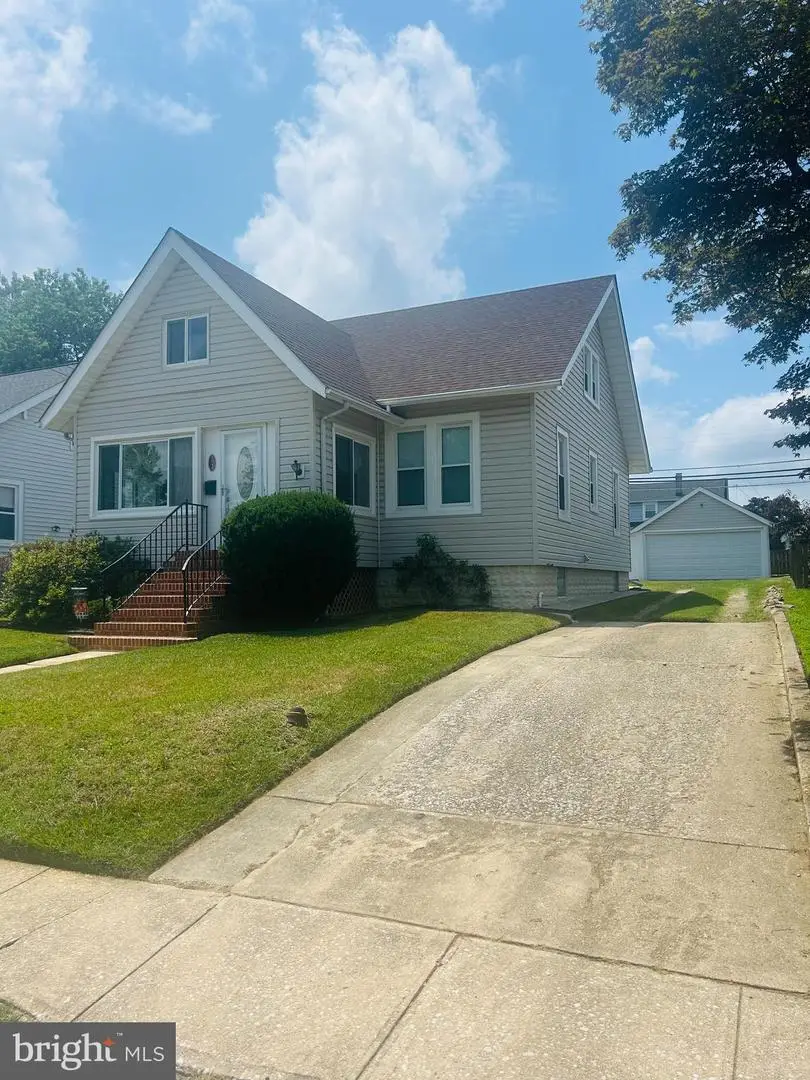 5542 Carville Ave, Baltimore, MD 21227 - #1