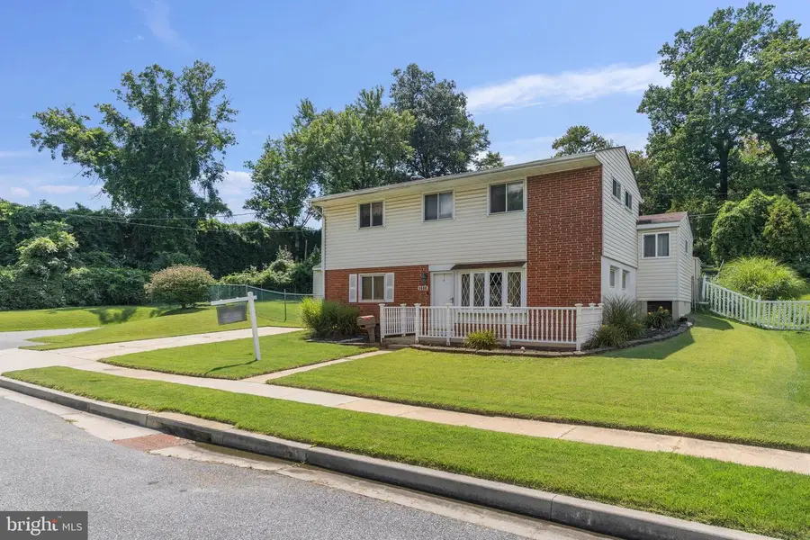 5608 Huntsmoor Rd, Baltimore, MD 21227 - #2
