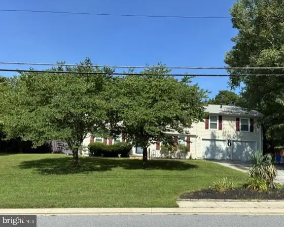 8 Sunnyking Dr, Reisterstown, MD 21136 - #1