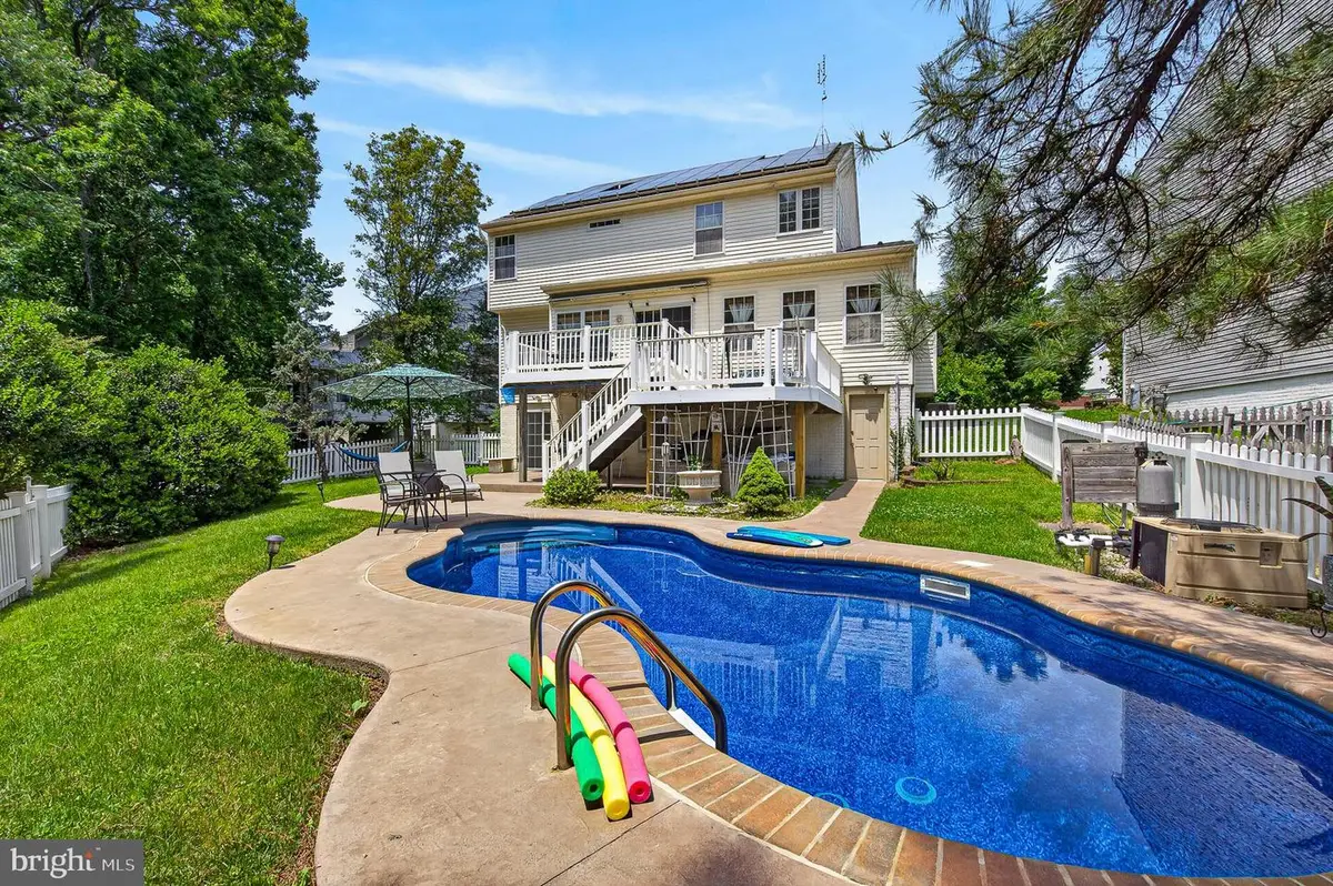 5076 Springhouse Cir, Rosedale, MD 21237 - #1