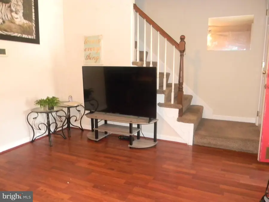 713 Eastshire Dr, Catonsville, MD 21228 - #3
