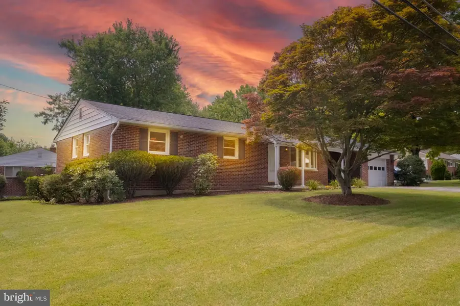 9825 Richlyn Dr, Perry Hall, MD 21128 - #3