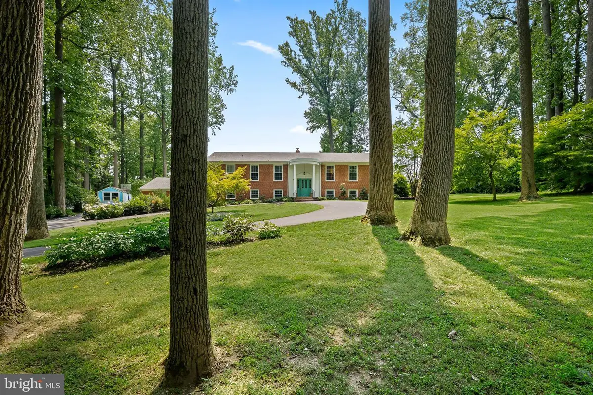4 Country Club Ln, Phoenix, MD 21131 - #1