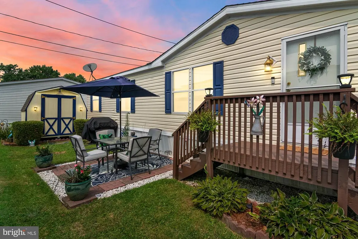 8 Elinor Ln, Sparrows Point, MD 21219 - #1