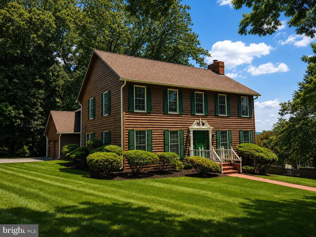 8535 Hill Spring Dr, Lutherville Timonium, MD 21093 - #1