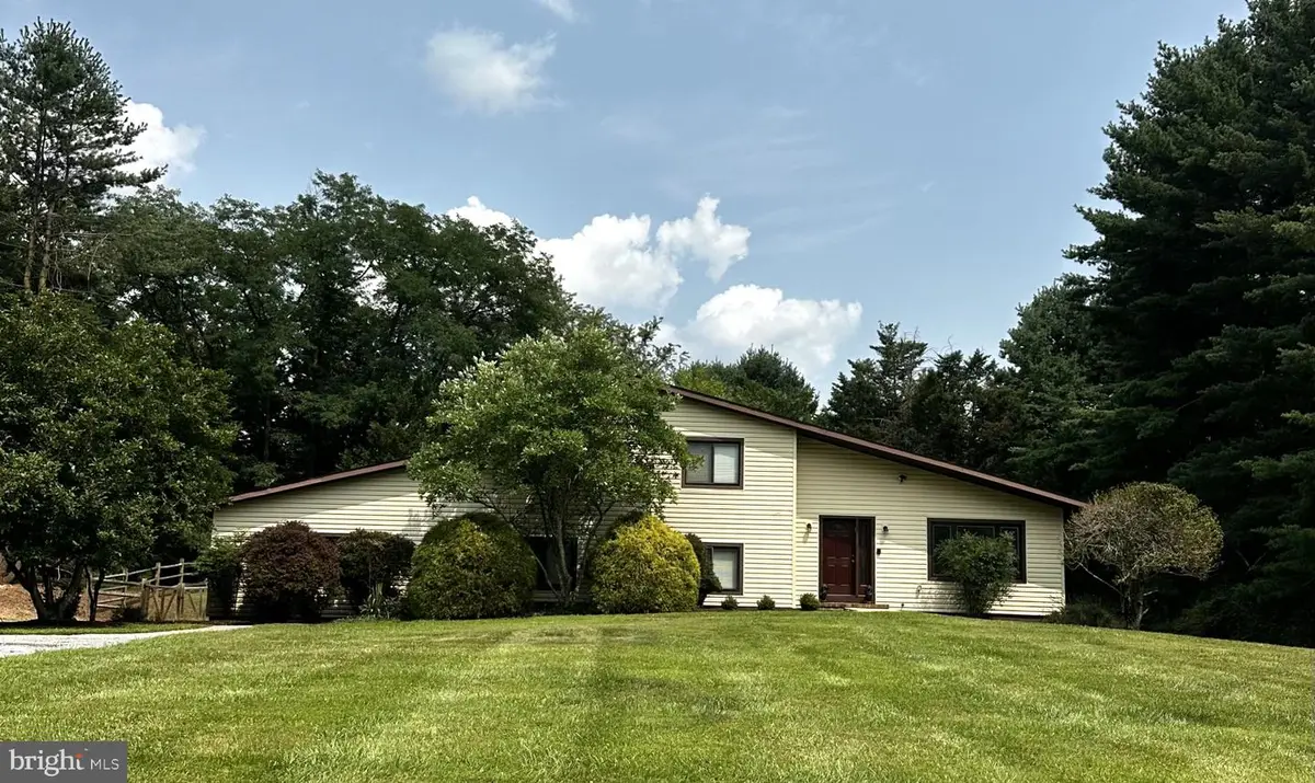 11 Valley Glen Ct, Reisterstown, MD 21136 - #1