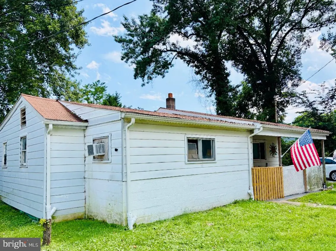 5 Strebor Rd, Baltimore, MD 21219 - #1