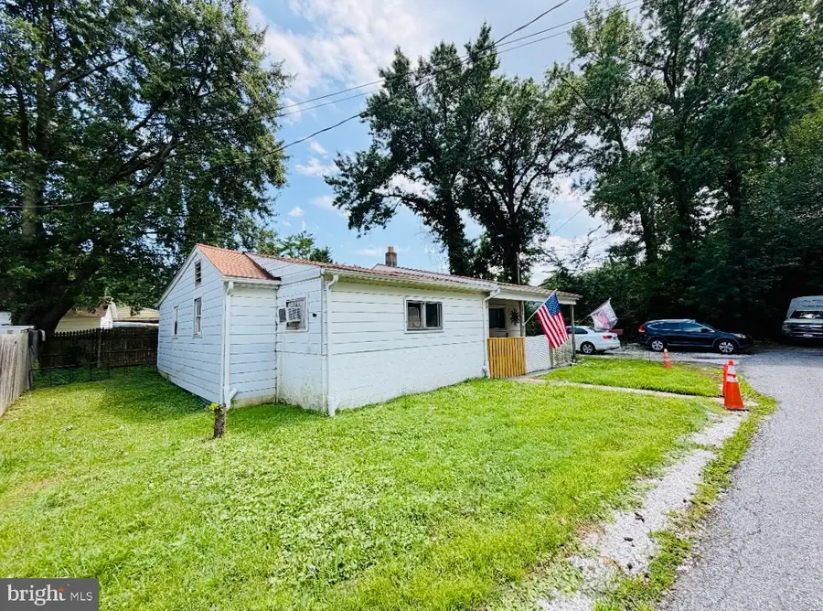 5 Strebor Rd, Baltimore, MD 21219 - #2