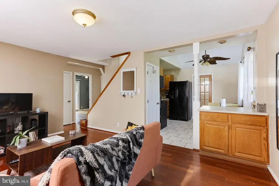 8211 Longpoint Rd, Dundalk, MD 21222 - #3