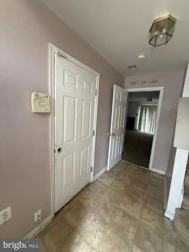 9540 Branchleigh Rd, Randallstown, MD 21133 - #3