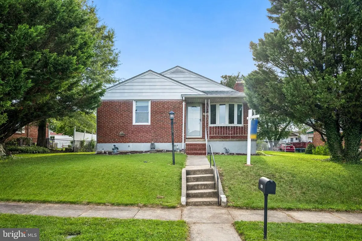 5814 Comstock Ave, Baltimore, MD 21206 - #1