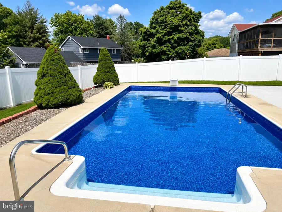 9704 Eustice Rd, Randallstown, MD 21133 - #3